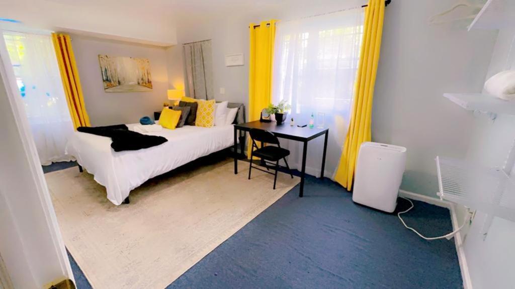 Entire 2-Bed Private Apt - Ewr/Nyc/Outlet Mall Newark Eksteriør bilde